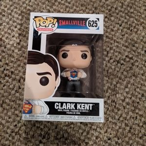 Clark Kent Funko Pop 625